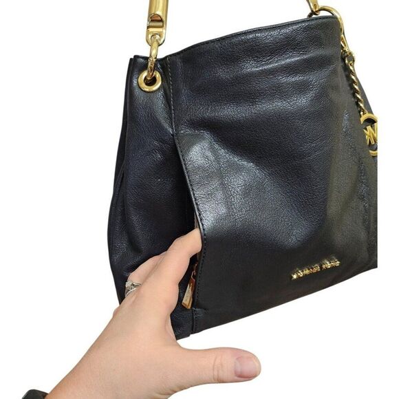 MICHAEL KORS Large Pebbled Leather Naomi Twist Braided Strap Black Bag - Picture 14 of 16